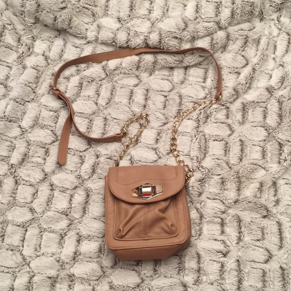 Express cross body bag